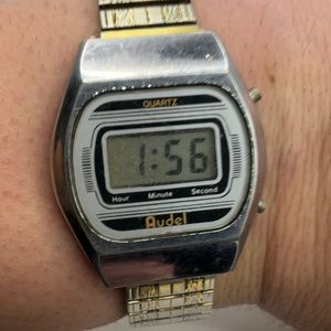 Vintage Audel men's quartz watch, 34 mm case RUNS